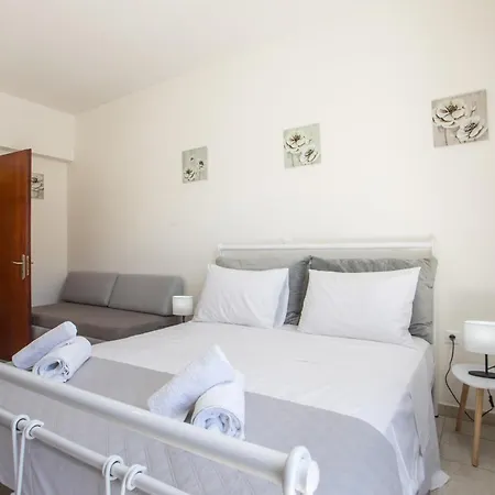 Economisa * Ialysos (Rhodes)