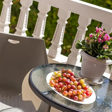 Apartamento Economisa Ialisos