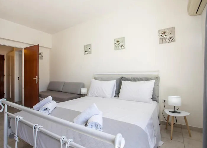 Economisa * Ialysos (Rhodes)